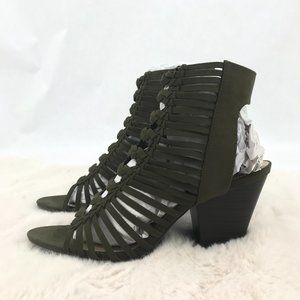 JustFab Abba Sandals: Olive | Size 10